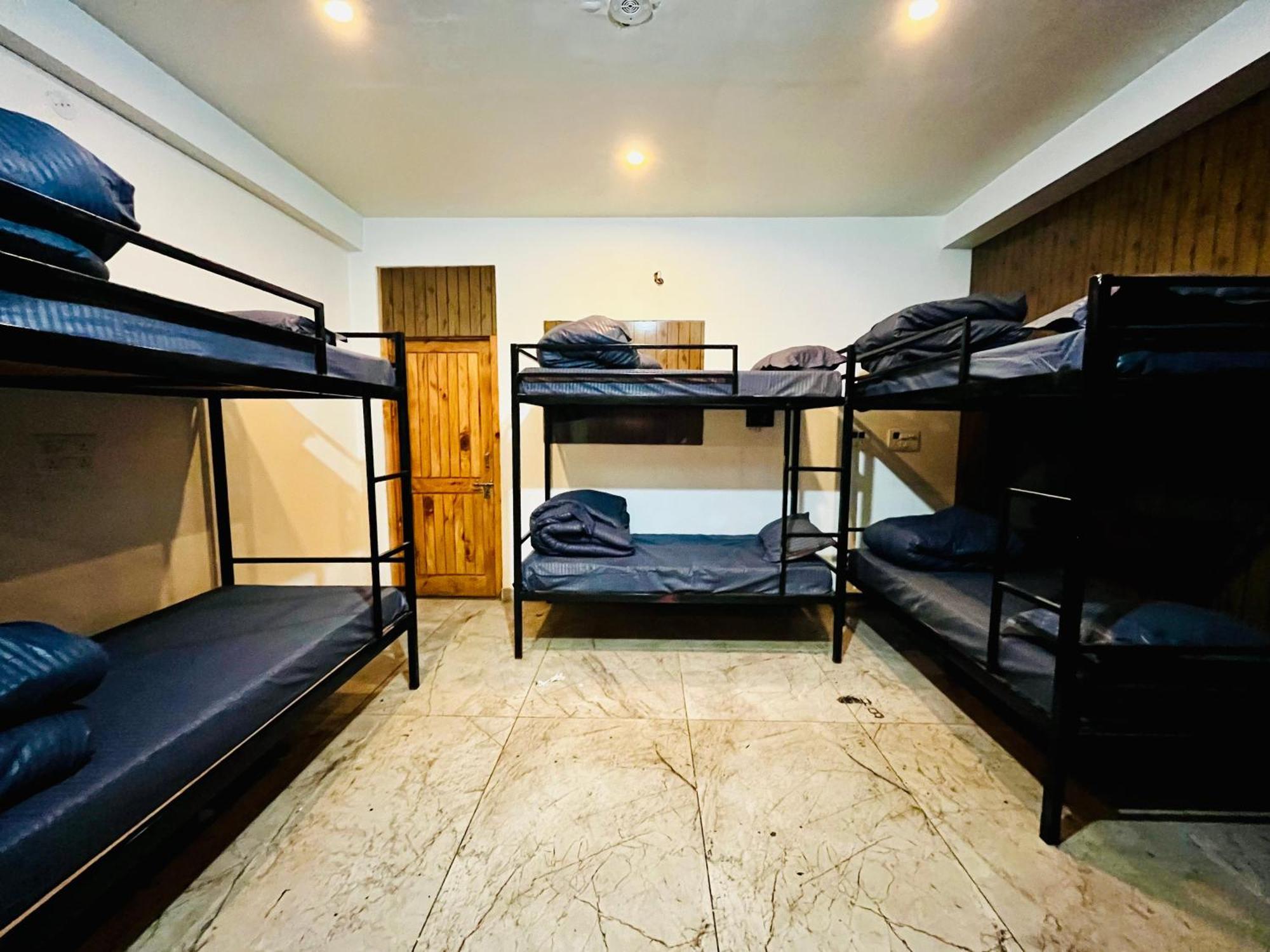 Hotel Adinova Касоль Екстер'єр фото
