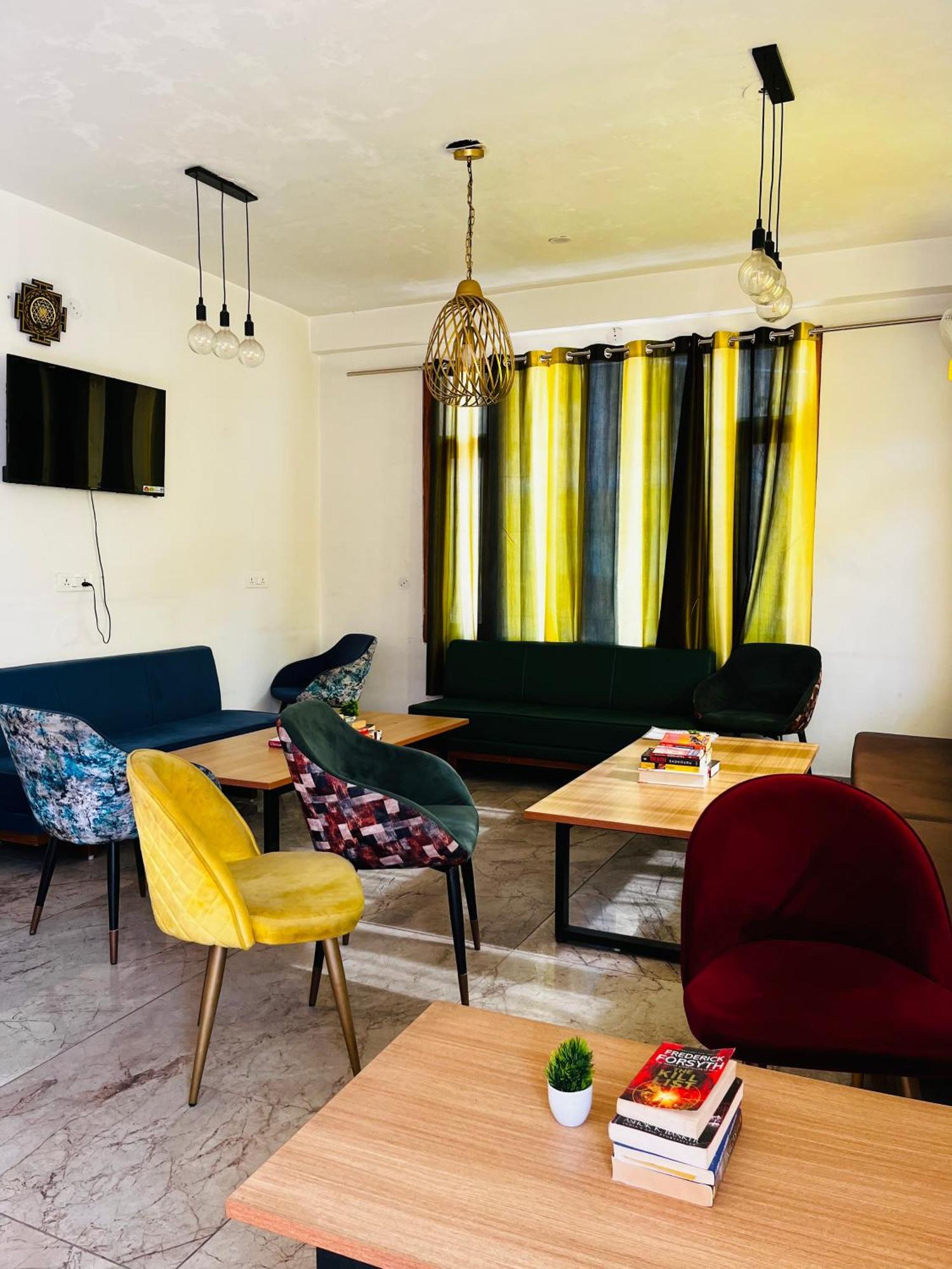 Hotel Adinova Касоль Екстер'єр фото